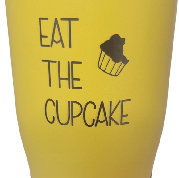 New Yukon Outfitters Insulated 20 Oz Tumbler Cup Stressed Backwards Is Desserts - Picture 5 of 8